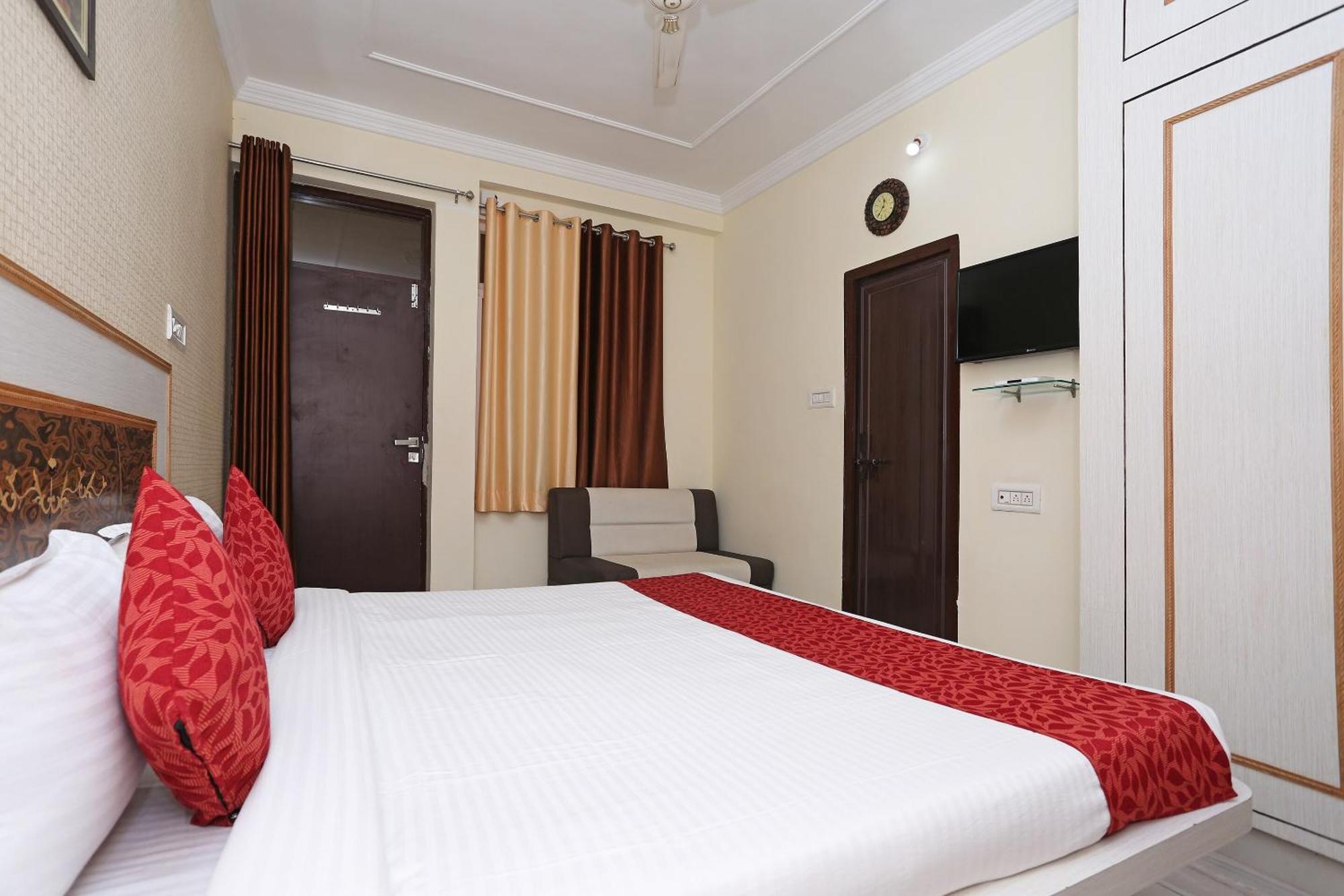 Hotel O Radhika Resort Кота Экстерьер фото