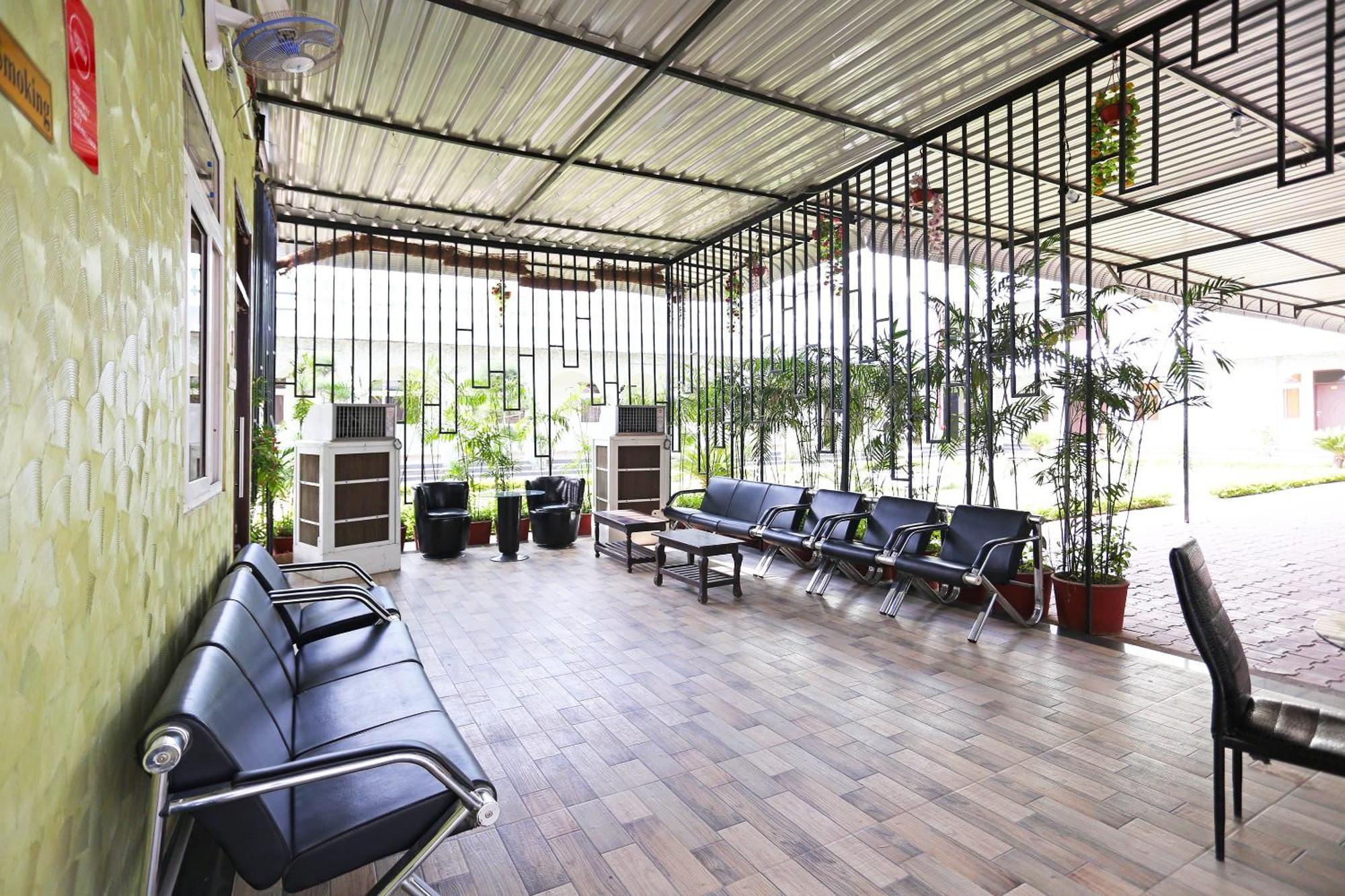 Hotel O Radhika Resort Кота Экстерьер фото